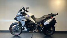 Ducati Multistrada 950 - Red